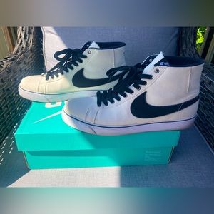 Excellent Condition Rare Nike Blazer Mid “Two Up”
